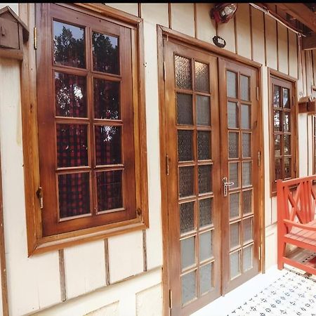 Dalat Old Market Town Exterior photo